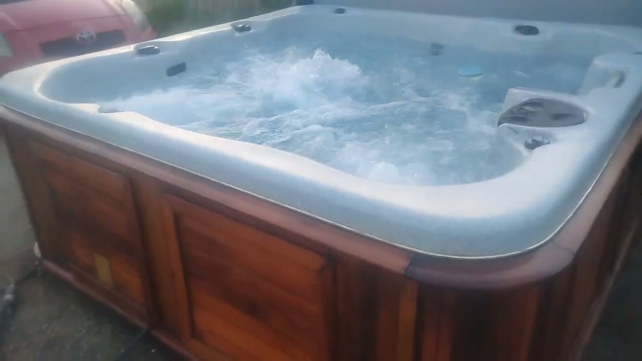 Refurbished Artic Spa Alaskan