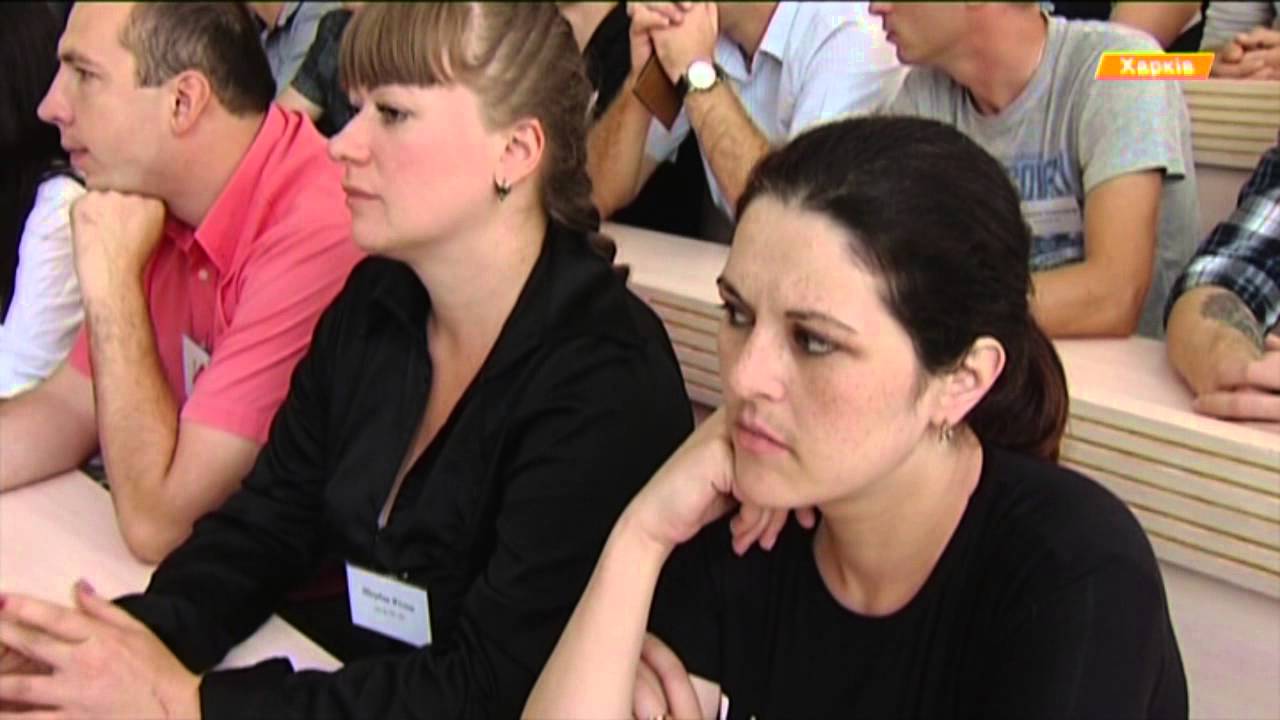 Сколько стоит Украине один полицейский - YouTube