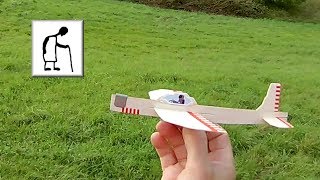 Home Bargains - Make your own aeroplane Balsa Kit