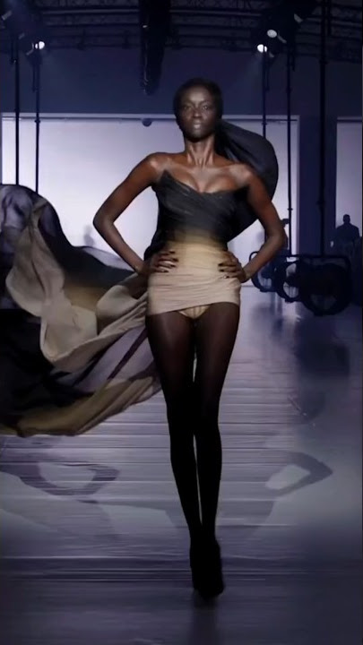 It’s Called “Anok Yai Effect”❗️ Anok Yai closing the Mugler SS24 show #anokyai #mugler #fashionshows