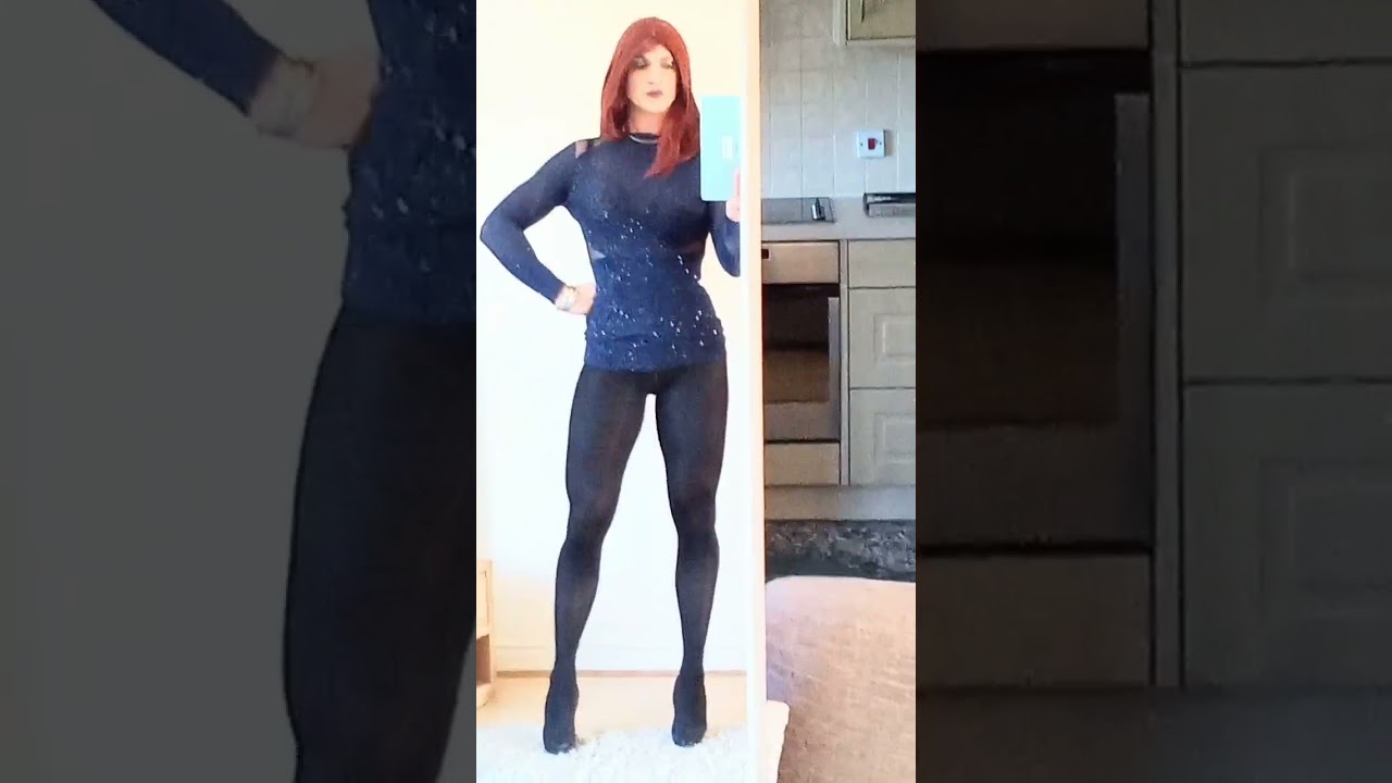 iona TV "Blue Dress" 