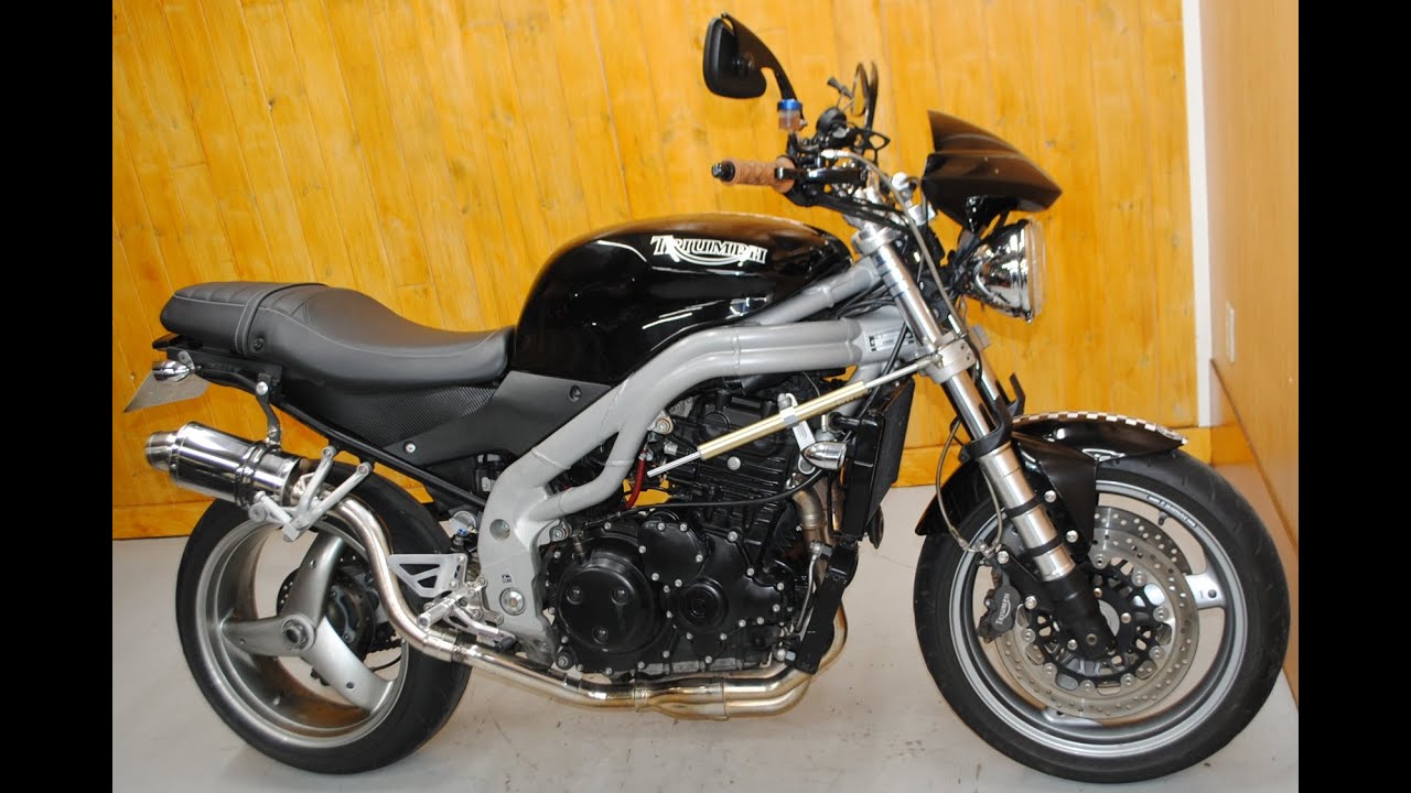 Triumph Speed Triple(2003) exhaust sound and details with DELKEVIC