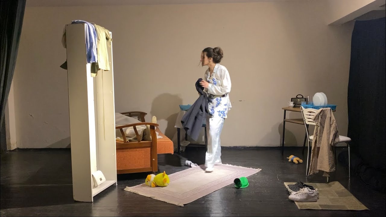 Kadın tiradı-Esra(Dario Fo-Kadın Oyunları)