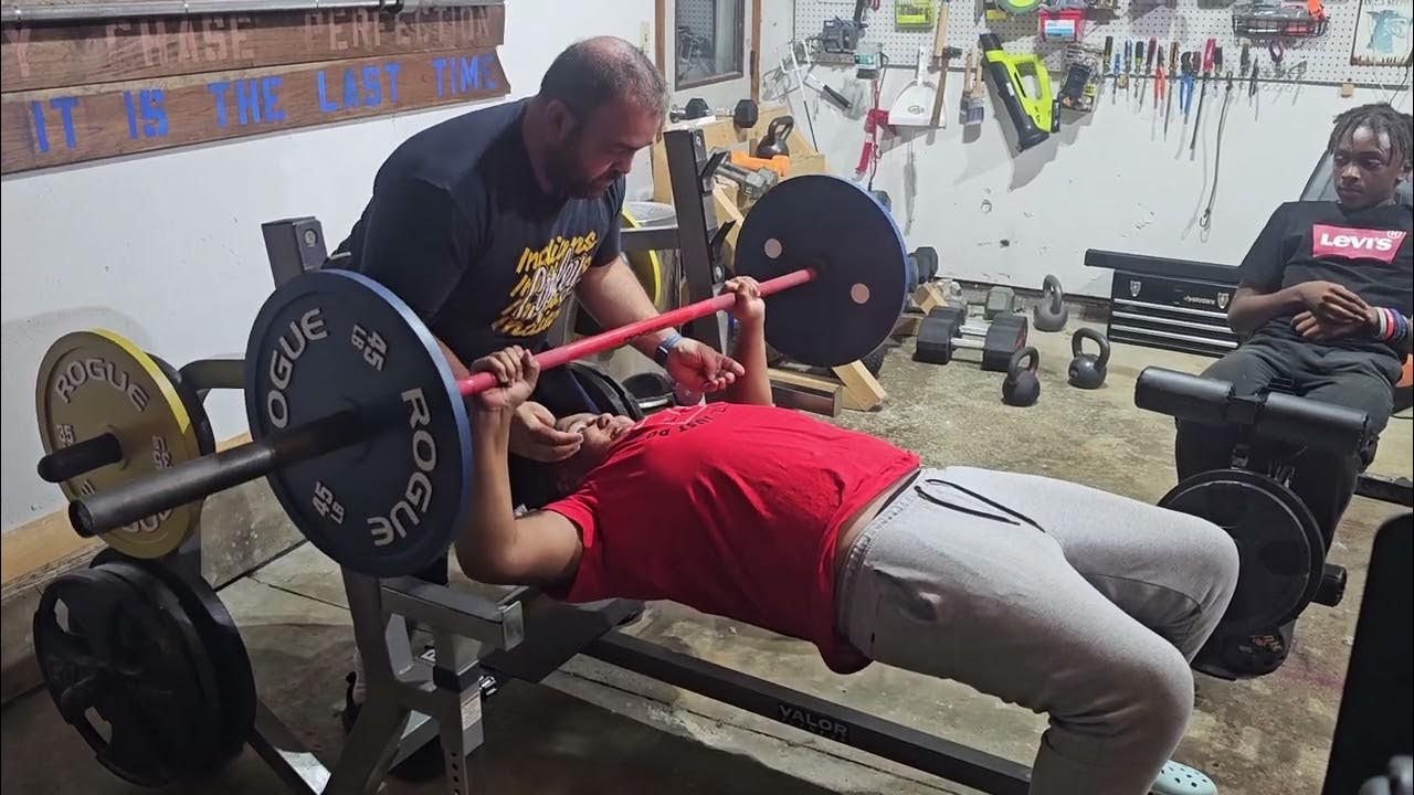 12 Yr old Bench Press 135lbs no bounce YouTube