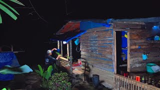 Aktivitas Sehari-hari Di Gubuk Hutan 🌲 Yang Sejuk - Berkebun Menanam Talas 🌱 - Membuat Sup Labu 🎃 