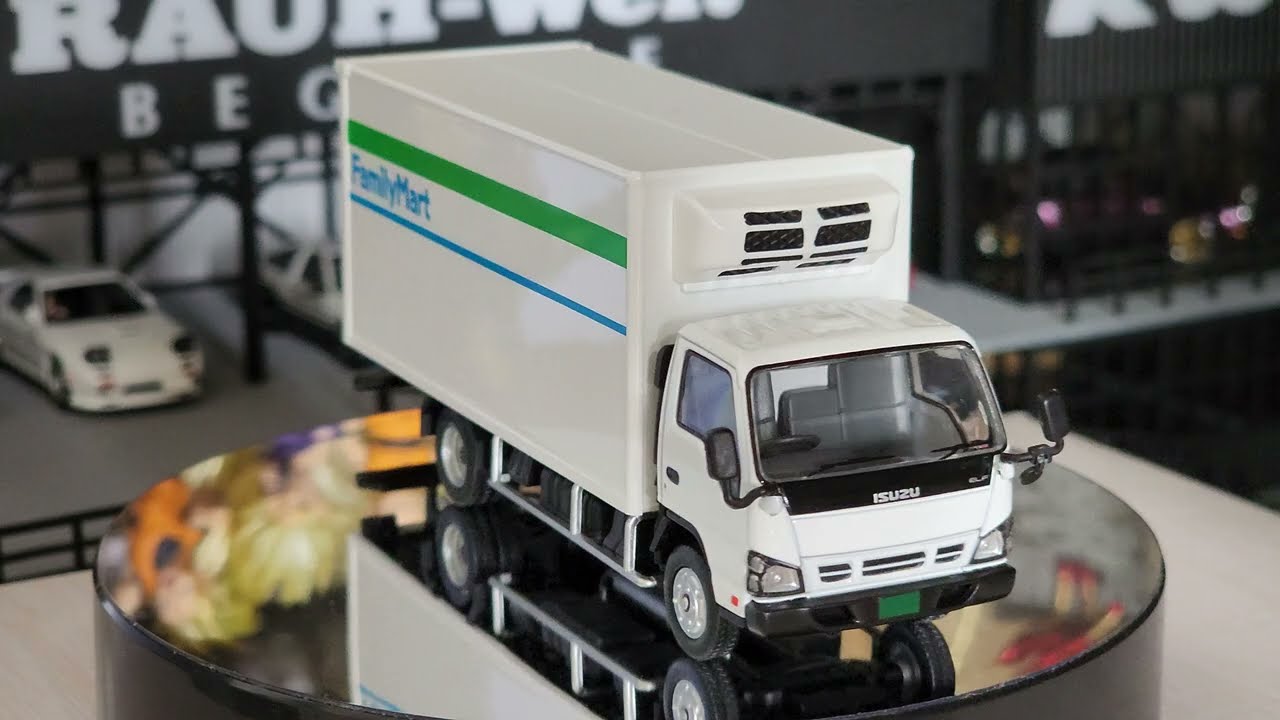 TOMYTEC Tomica Limited Vintage NEO LV-N195c Isuzu Elf Panel Van 