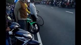 Đua xe gây ùn tắc giao thông ngày 11/10/2018 screenshot 5