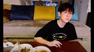 210215 [VLIVE] EXO — BAEKHYUN Aladdin’s Speechless