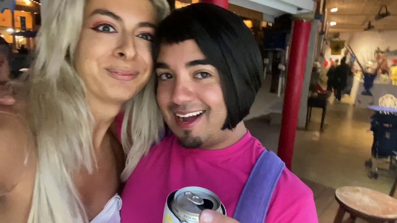 Lydia Tours - Texas Renaissance Festival - YouTube