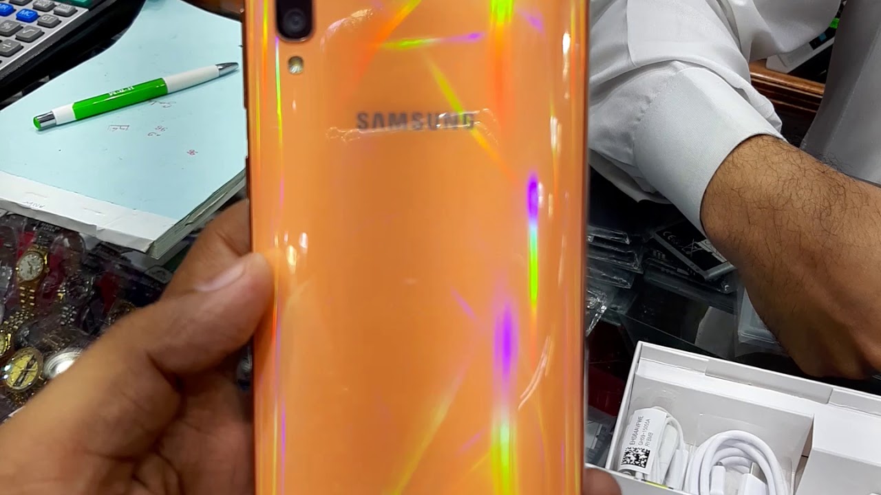 Samsung Galaxy A70 Orange Unboxing In Saudi Arabia Youtube