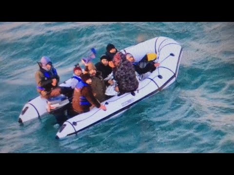 UK border authority: 40 migrants cross English Channel to Britain