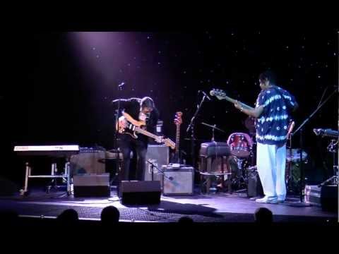 LEIF TOTUSEK "Beautiful Thoughts" Live Performance at Triple Door