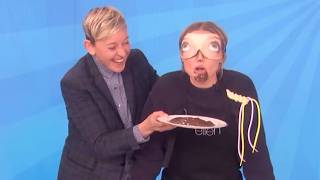 30 Minutes Of Feelgood Fun To Watch While You Eat