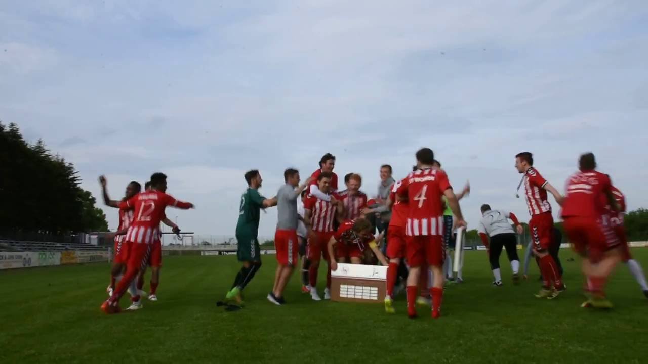 SV Eichede feiert die SH-Liga Meisterschaft