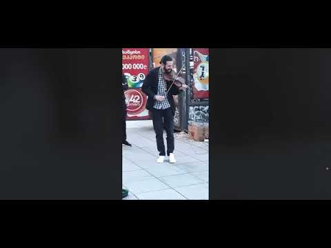 თბილისელი ქუჩის მუსიკოსი