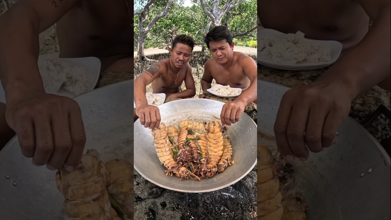 Fishermen Eating Giant Mantis Shrimp! 🦐🔥