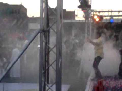 انشوده غالي يا يمن في حفل كناري في تعز تصوير مهند المخلافي