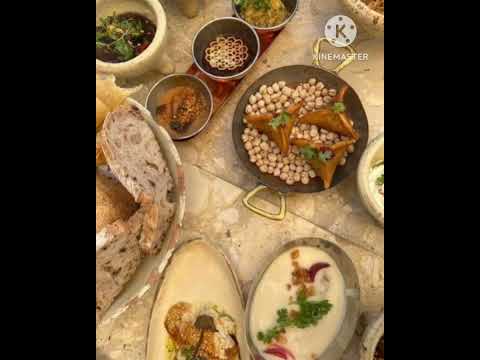 كنزى عمرو دياب تتناول الاكلات الشعبيه وتلتقط صورا أمام الاهرامات