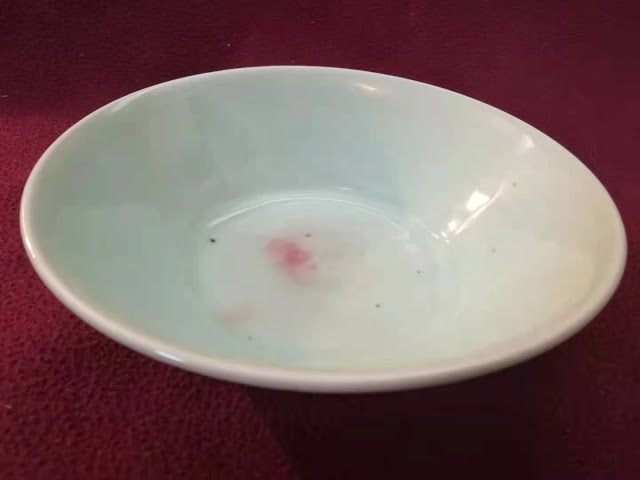 宋代湖田宋代湖田窑青白釉螺旋纹洗， A blueish white glaze brush