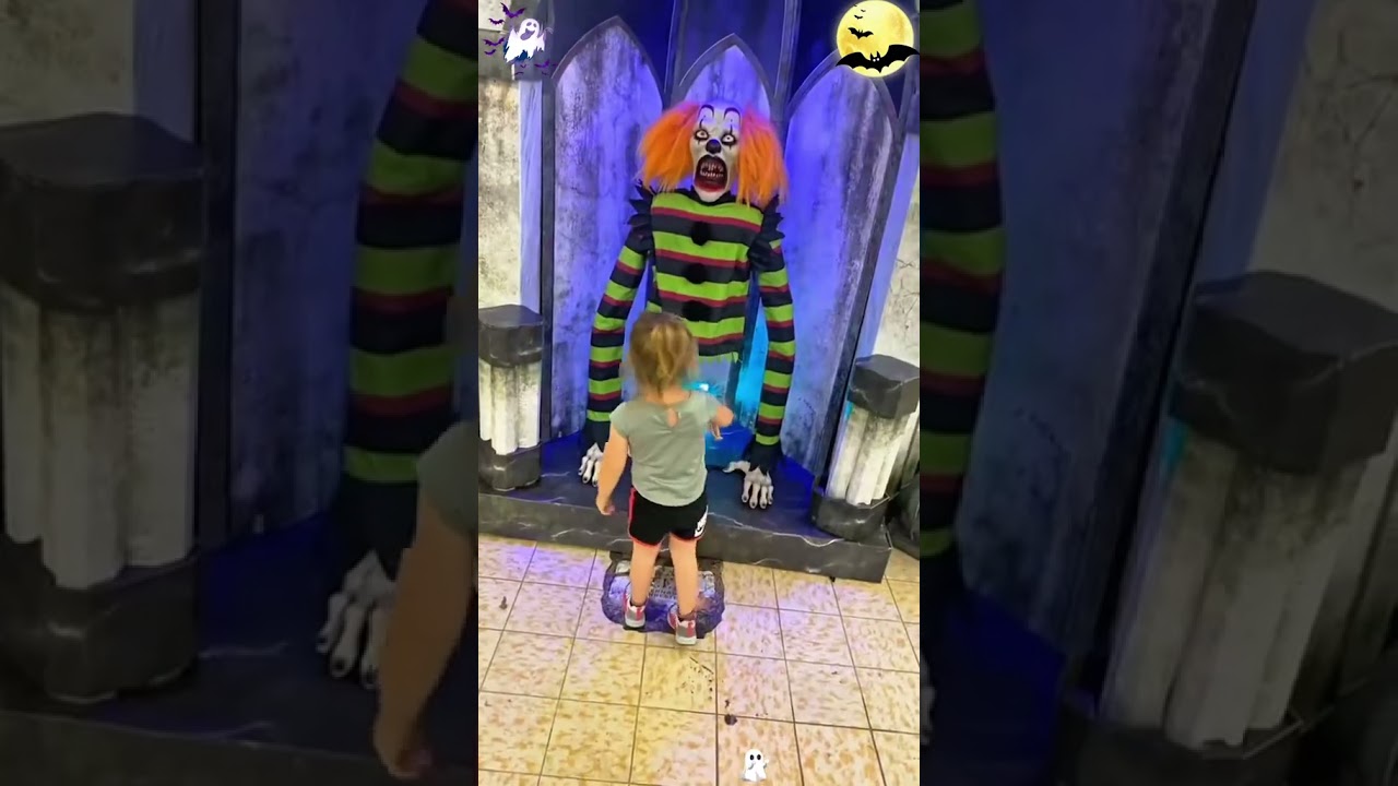 BEST SCARE CAM Prank Reactions 2025 #shorts #jumpscare #scarecampranks #scarypranks #scarecam2025