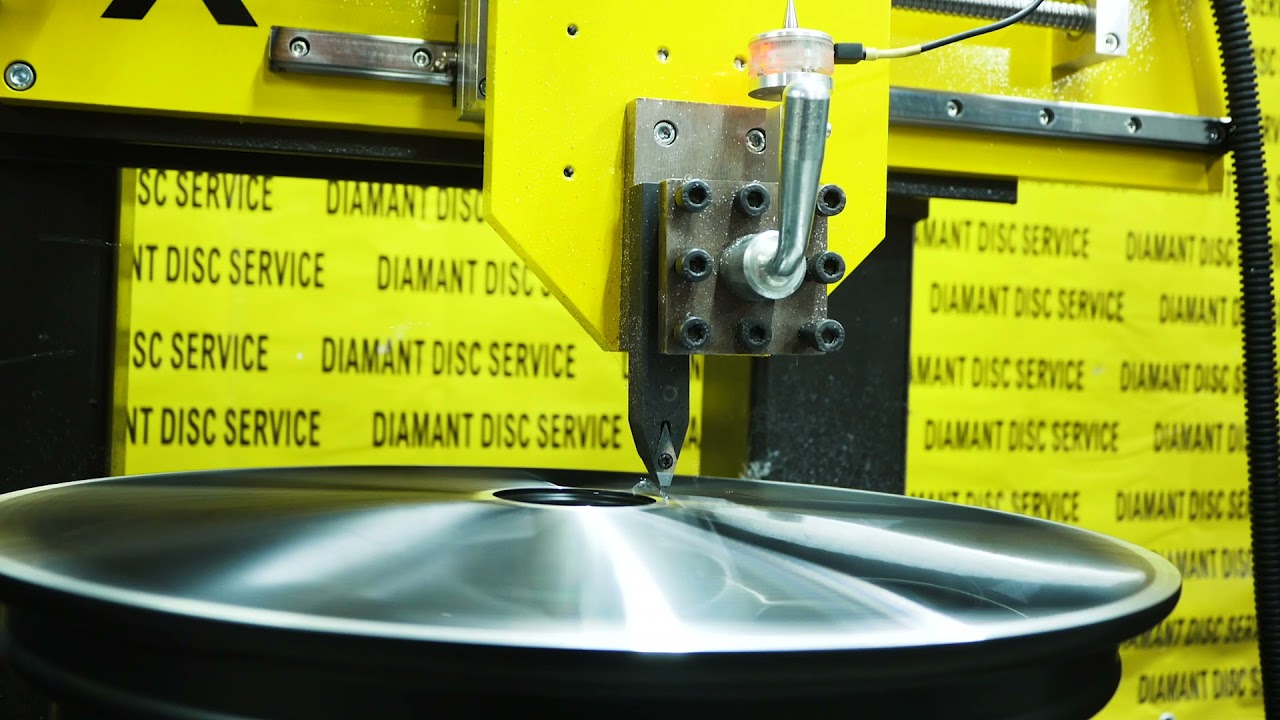 DD-service MODEL 01 - ЧПУ станок для алмазной проточки дисков