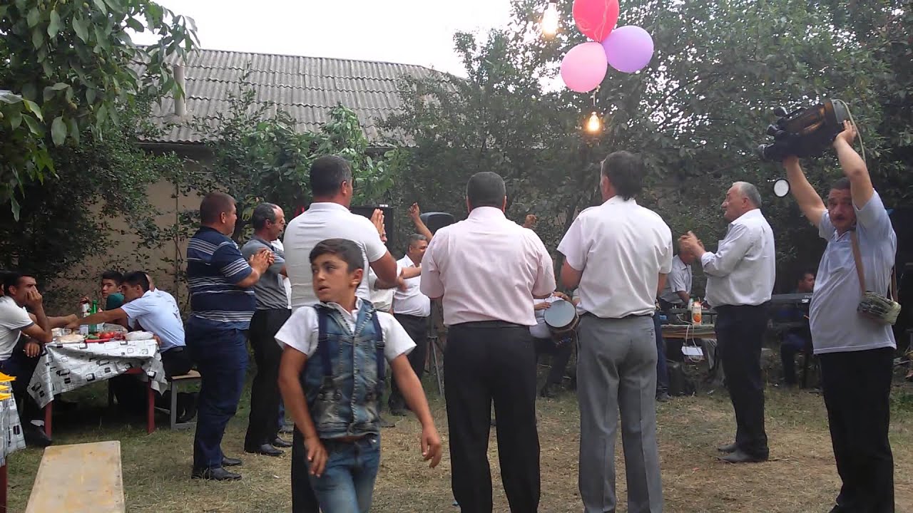 CƏHRİDƏ ÇAYBASARDA HƏYƏT TOYU.