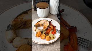 Быстрый и легкий обед из семги и овощей 🥔🧅