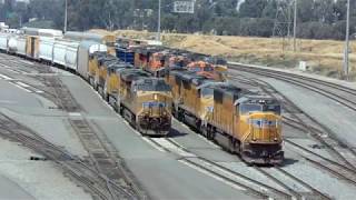 Diesel Locomania! Big Engines and Tons of Action at Pepper Ave.