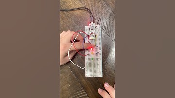 Computer Interfacing, Lab 2, Part 1. STM32CubeIDE with NUCLEO-F303K8 3 LEDs blinking