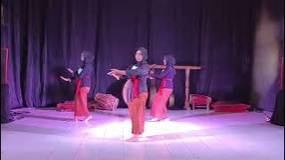 Ujian Praktik Seni Budaya - Tari Grup Prau Layar - Elsa dkk
