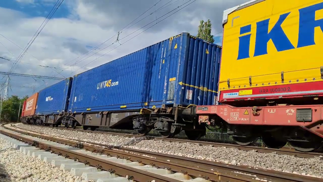 Rail Cargo Carrier с локомотив 80 063