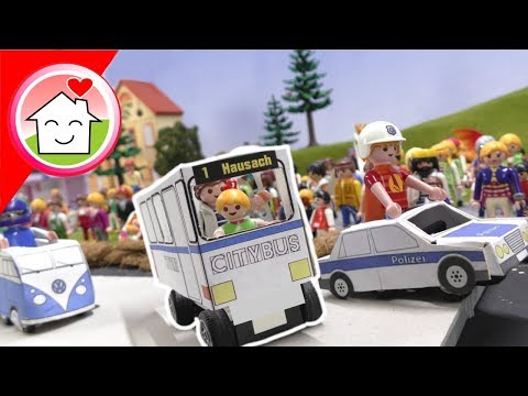 Playmobil Film Familie Hauser beim verrückten Seifenkistenrennen - Video für Kinder