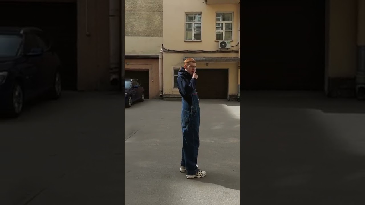 Более 300 моделей кроссовок в магазине "Tesoro" в Telegram по ссылке в комментариях и описании