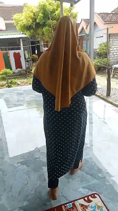 di dolani bibik bojone paman😁