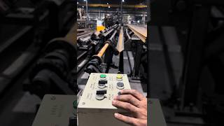 CNC machine operating #cncmachine #machine #cncsoftware #engineering #cncmill