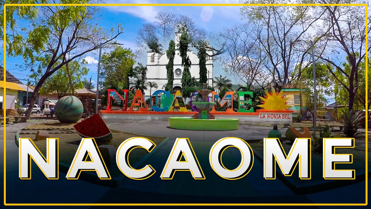 NACAOME, VALLE, HONDURAS, PARQUE MANUEL BONILLA,│Caminando a lo