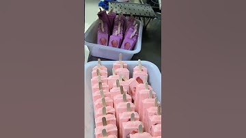 How to make fresh milk fruit ice popsicle? #machine #smallbusiness  #icepopsicle #machinefactory