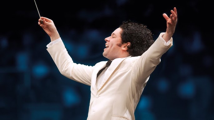 Gustavo Dudamel to Leave LA Phil for New York Philharmonic – The Hollywood  Reporter