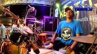 Tak Ada Stick Drum Kunci Pas Pun Jadi  Lihat Aksi Ky Patih Andik Di Menit 05:38