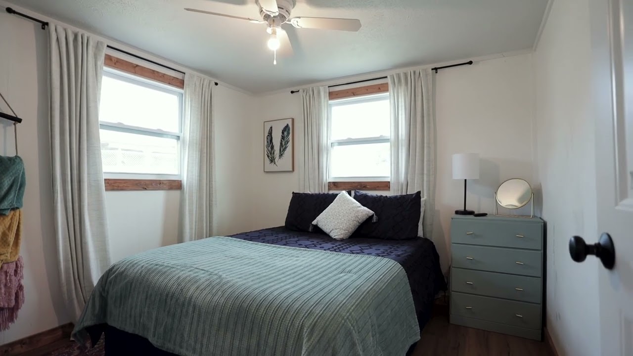 Table Rock Lake Cabin Retreat (Unbranded)