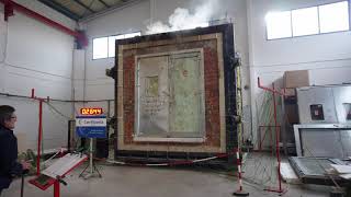 Ensayo Ei-60 Puertas Gismero Puerta De 2 Hojas Vidriada Y Mirilla. Certiberia