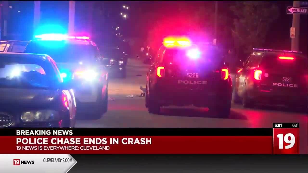 Police chase ends in crash - YouTube