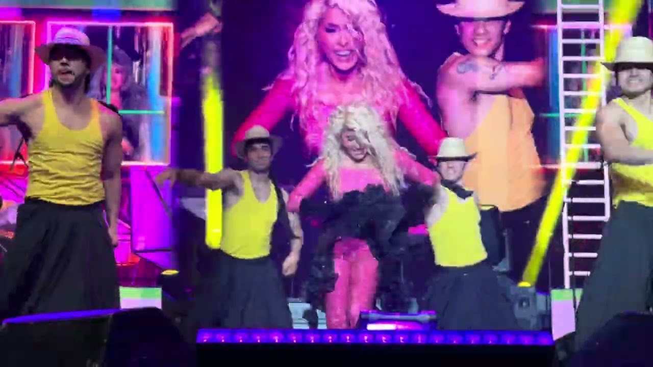 Yuri - Que te pasa/ Amiga mia - icónica Tour - San Jose CA