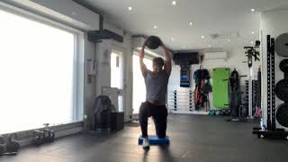 Half Kneeling Medicine Ball Rainbow Slam