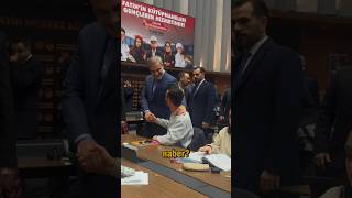 Dışişleri Bakanı Hakan Fidan Kütüphanede Gençlerle Karşılaşıyor.