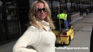 Pam Anderson Nov30, 2015