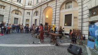 O'Sole Mio - Rumah Angklung Indonesia ft Charles Hutapea (Saxophone)