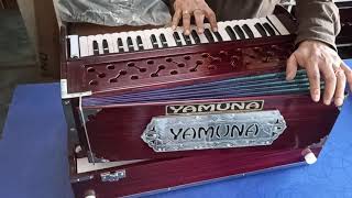 three read harmonium... special soft tuned... sweet voice.. 9888821189 screenshot 3