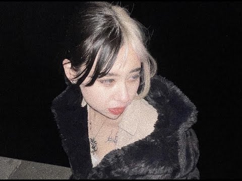 Mira あなたの笑顔に虫唾が走りそう Liza - Odd en YouTube Mira あなたの笑顔に虫唾が走りそう Liza - Odd en YouTube