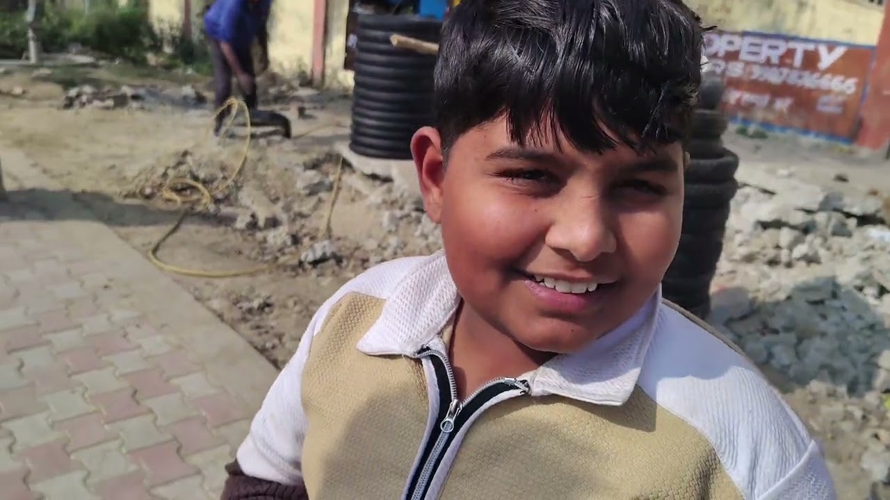 Aaj School ki Chhuti hai || Kuch naya Try krne ka socha hai || Azeem 